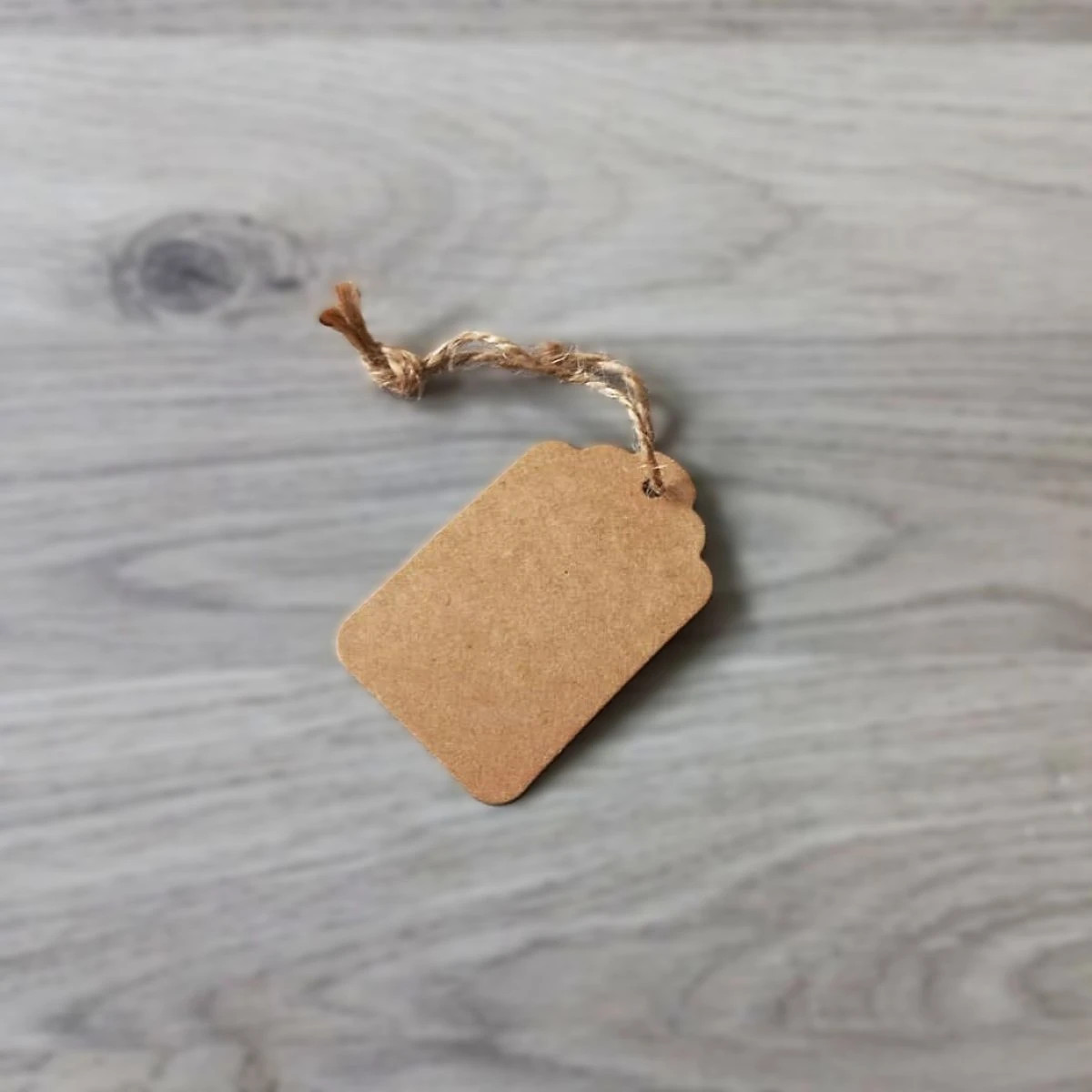 Menovka na darčeky - prírodné doplnky k darčekom - 1 ks