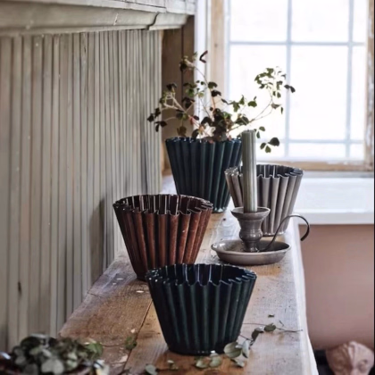 Kovový kvetináč Ronja – zelený – veľ. XS – Strömshaga – predaj obalov