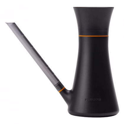 Kanvička na zalievanie - čierna - Fiskars - ZC - 1,2 l - pestovateľské pomôcky - 1 ks